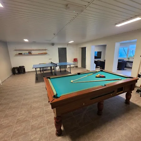 With Terrace, Pool, Sauna, And Free Parking * Voss